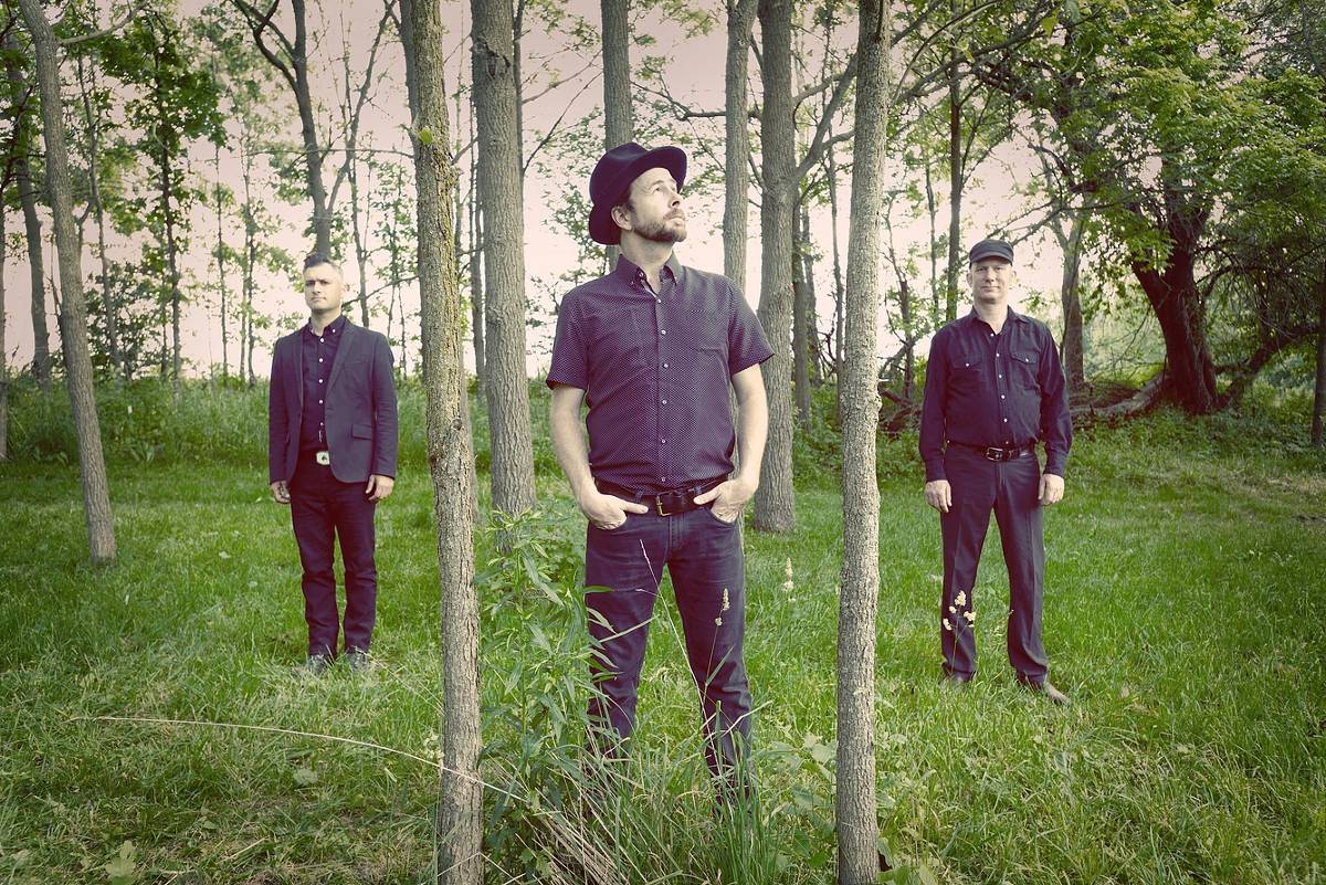 Europe/UK tour Elliott BROOD starts November 29th